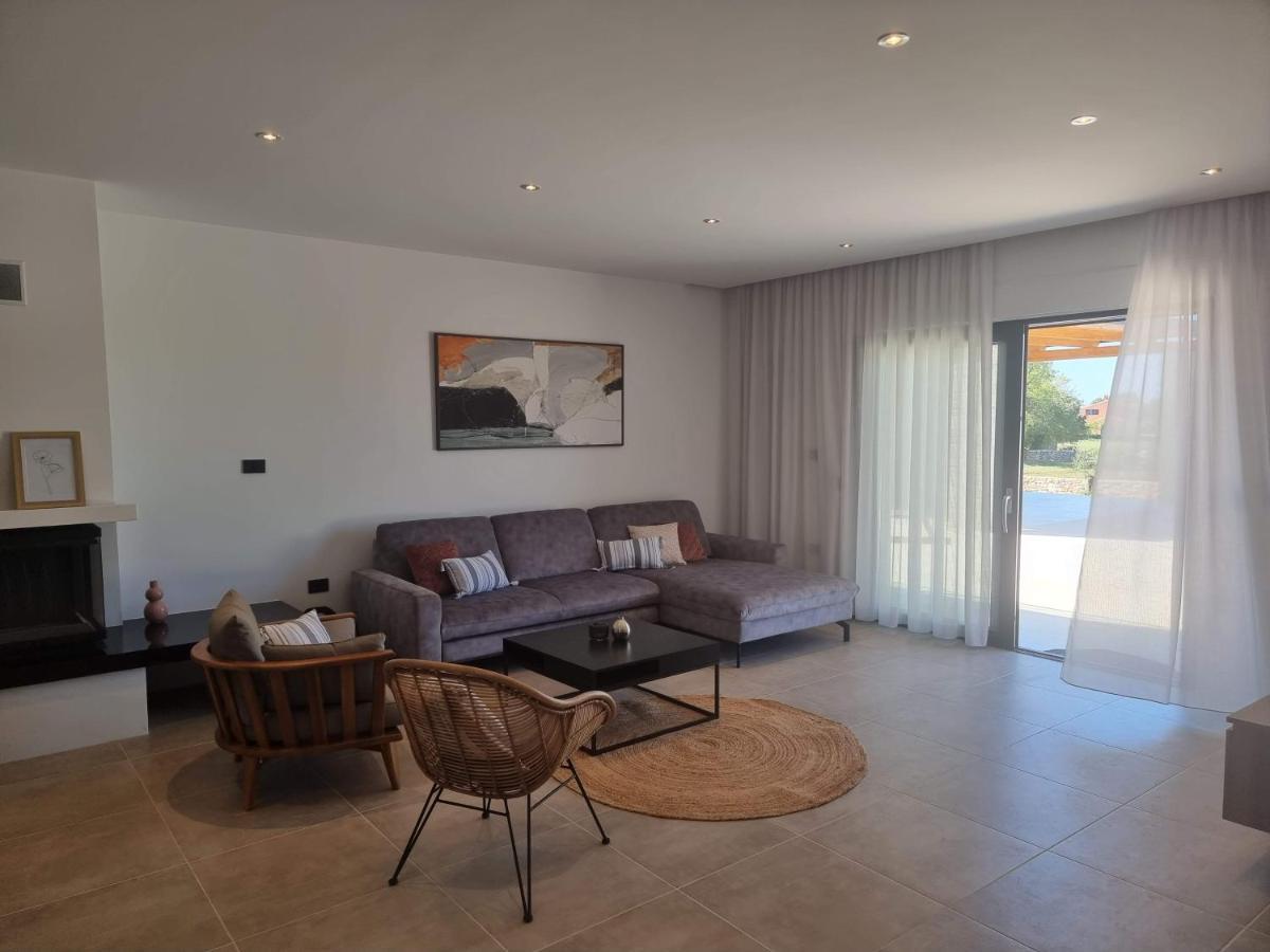 Luxury Villa Serena 2022 - With Heated Pool Cukrici エクステリア 写真
